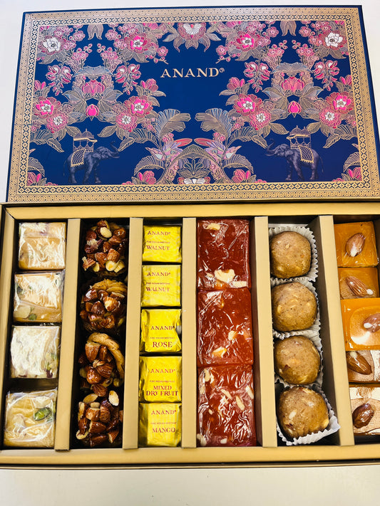 Price reduced - Anand Sweet Box 1Kg ( beautiful packaging)