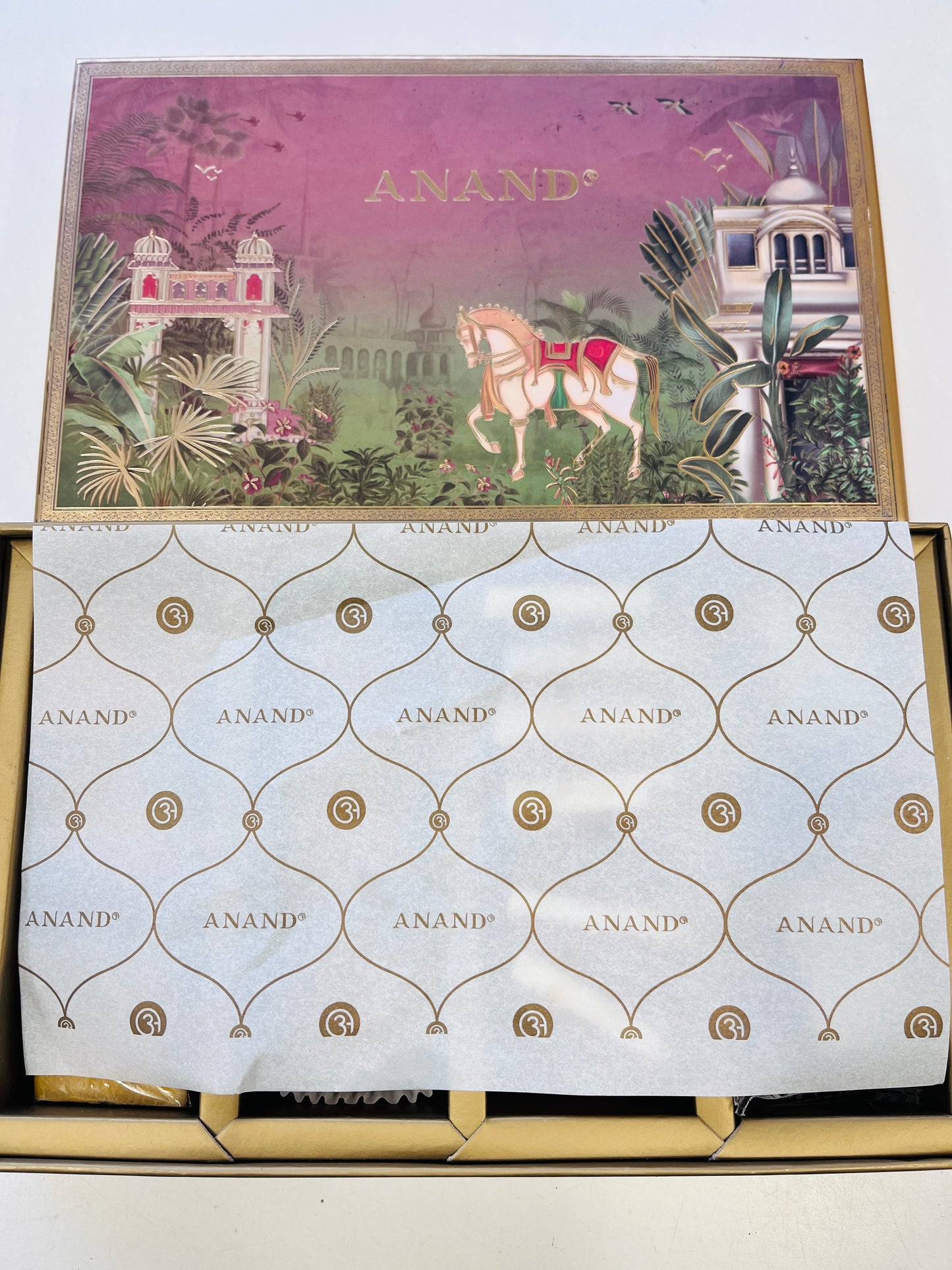 Price reduced - Anand Sweet Box 500g ( beautiful packaging)